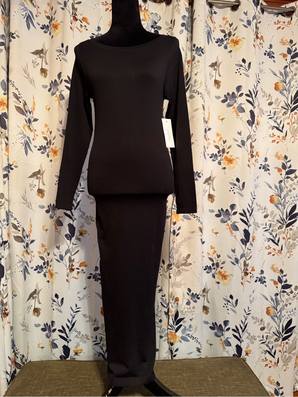 Isabel Maternity by Ingrid & Isabel Black Long Sleeve Maxi Maternity Dress